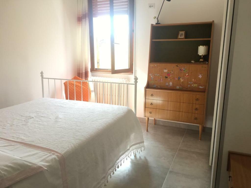 Apartament Casa Leo Fossombrone Zewnętrze zdjęcie